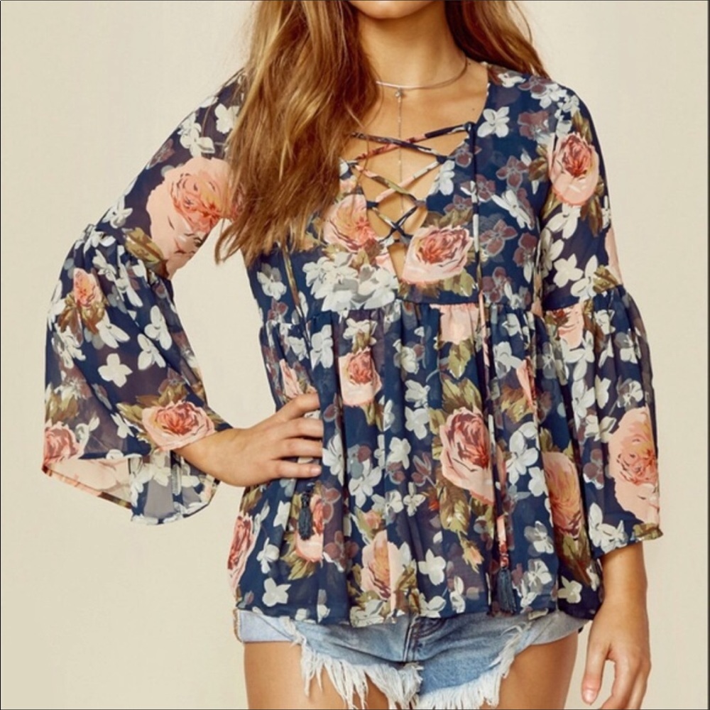 Show Me Your MuMu Floral Print  Bell Sleeve Top XS - Picture 2 of 8